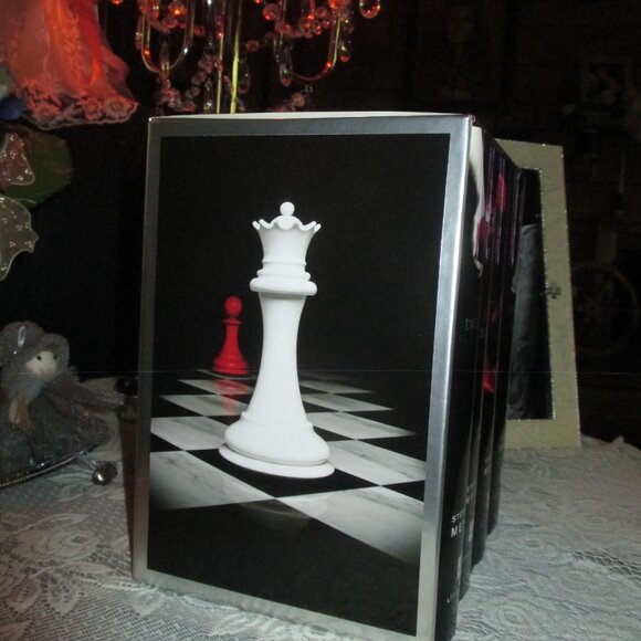 Twilight Box Set/Hardcover - Picture 6 of 14